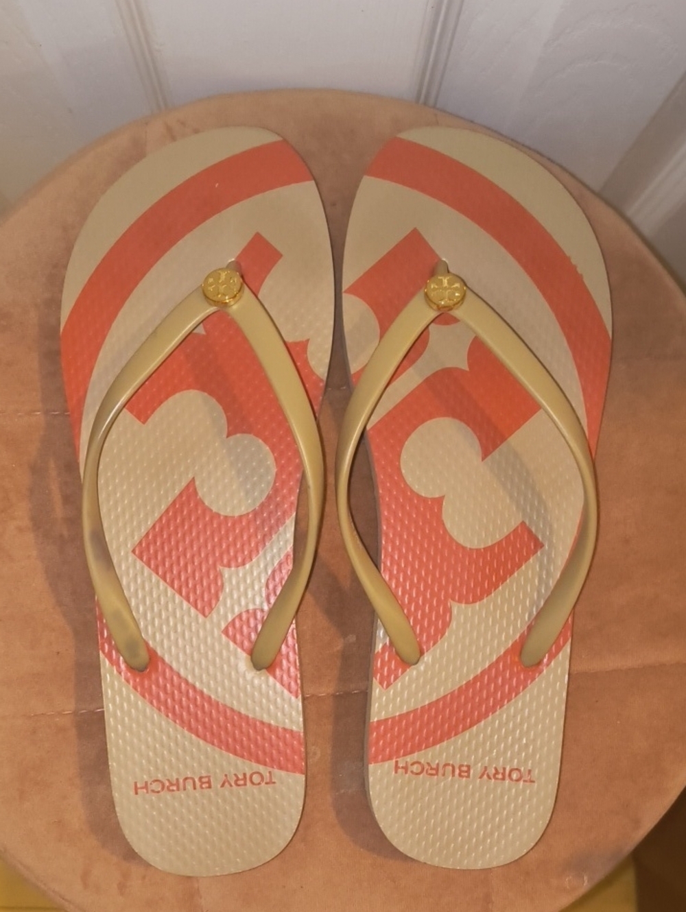 Tory Burch Logo Flip Flop Sandals Size 9 - Picture 4 of 6